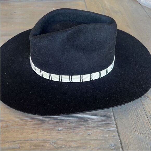 Brixton Leigh Felt Fedora Hat Size M main image 10
